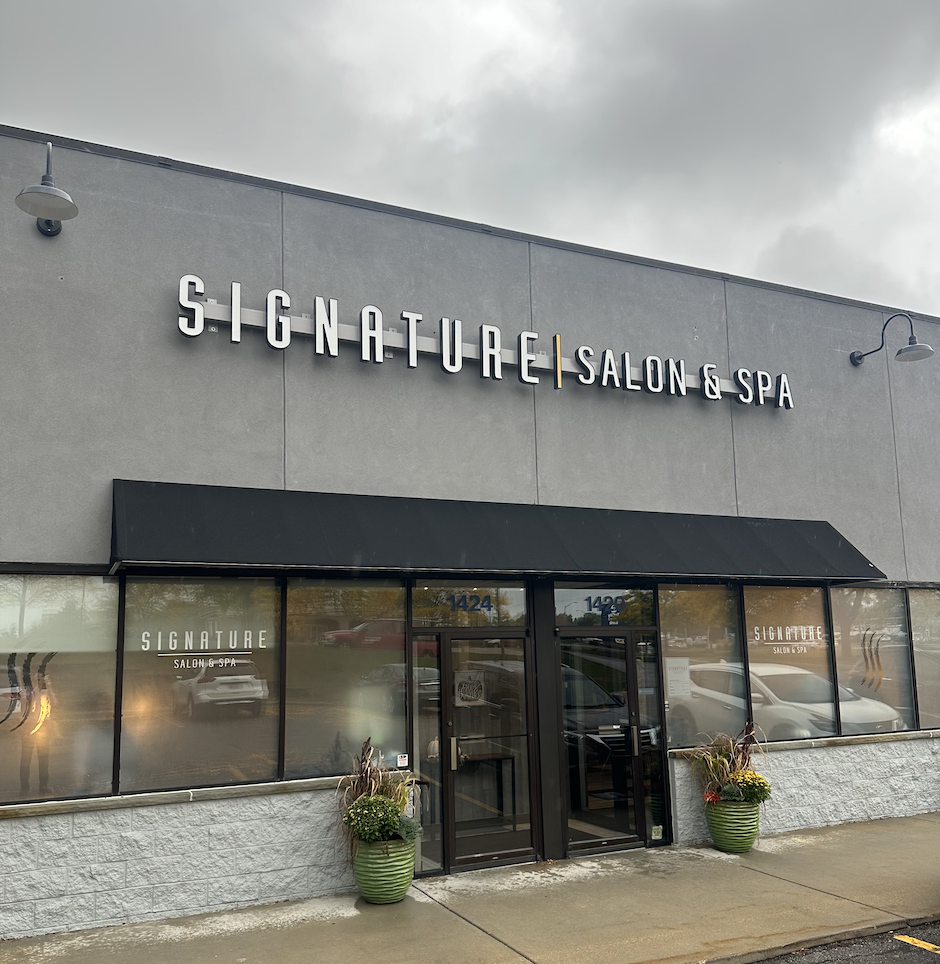 Signature Salon & Spa nail photo 2