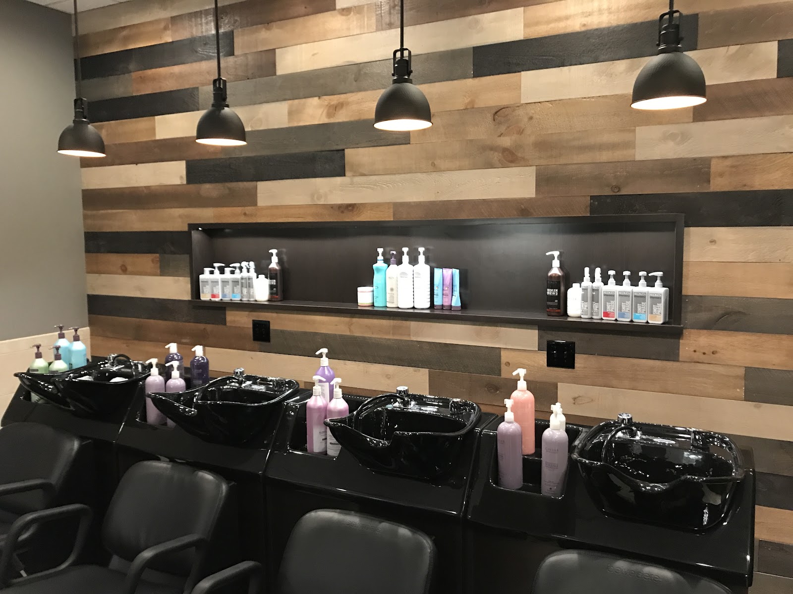 Signature Salon & Spa nail photo 3